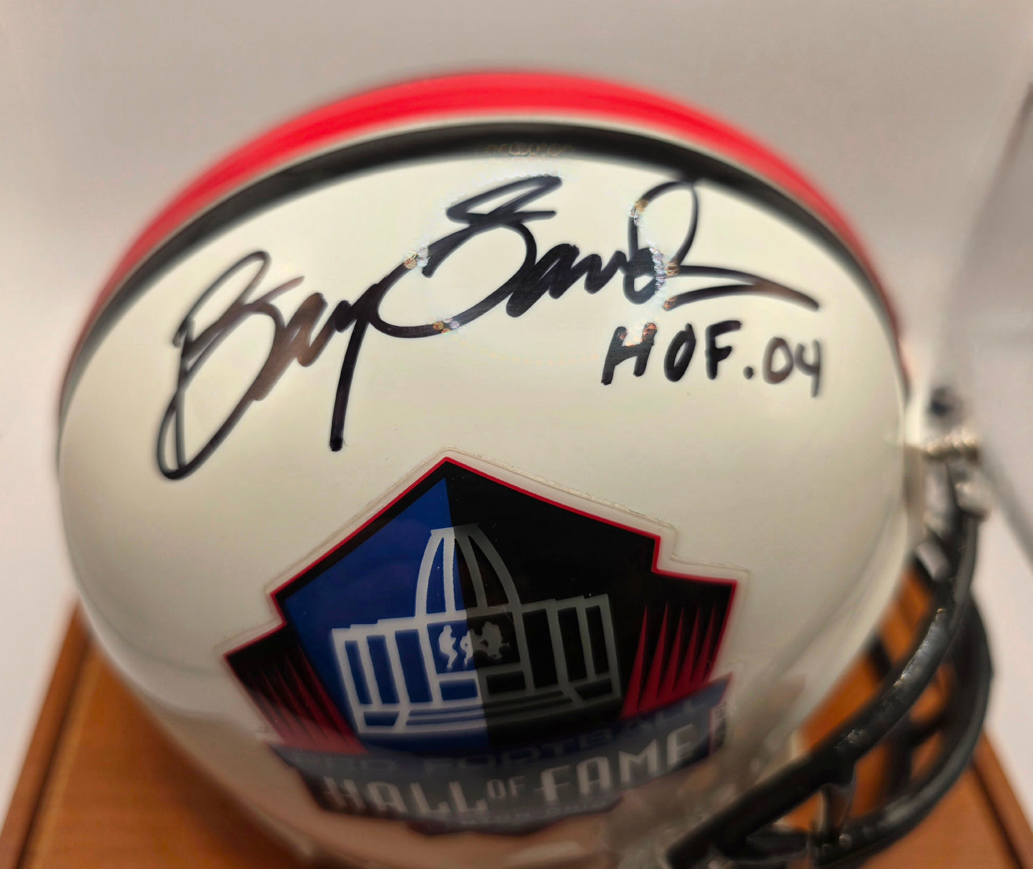 Detroit Lions Hall of Fame Barry Sanders Signed and Inscribed HOF 04 Mini Helmet