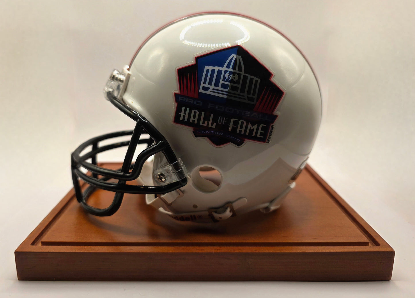 Detroit Lions Hall of Fame Barry Sanders Signed and Inscribed HOF 04 Mini Helmet