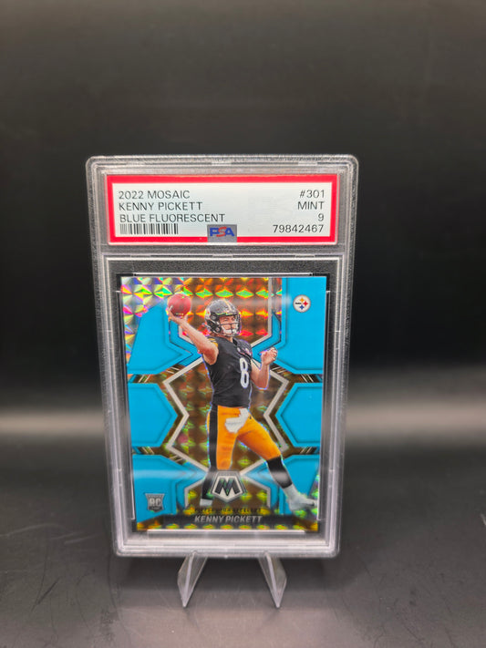 2022 Mosaic Kenny Pickett Blue Fluorescent #301 PSA MINT 9 15/15 Bookend